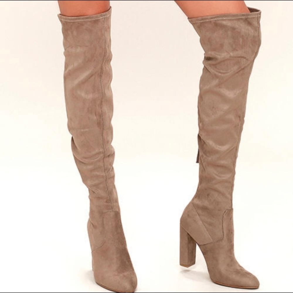 Beige over the knee boots by Steve Madden in Good Condition